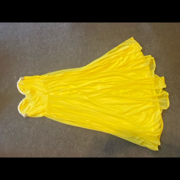 Yellow strapless dress- size 13. Very breathable! - Picture 2 of 4